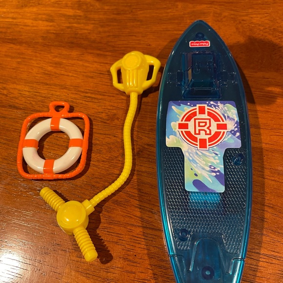 Vintage !999 Rescue Hero, Sandy Beach, Lifeguard with all of his accessories - Picture 6 of 6